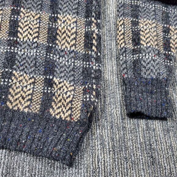 VTG 70s McGregor Geometric Plaid, Grandpa, Preppy, Wool Sweater *XL* Knit - Picture 6 of 10